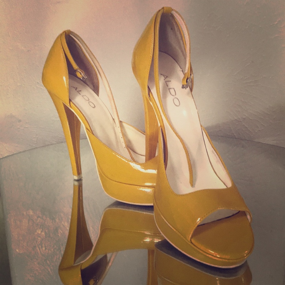 Aldo Mustard Patent Leather Ankle Strap Platform